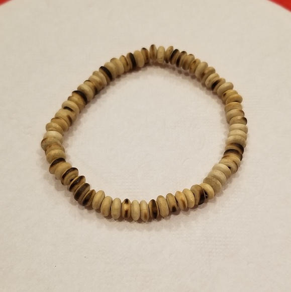 Rounded Elastic Bracelet - Picture 2 of 2